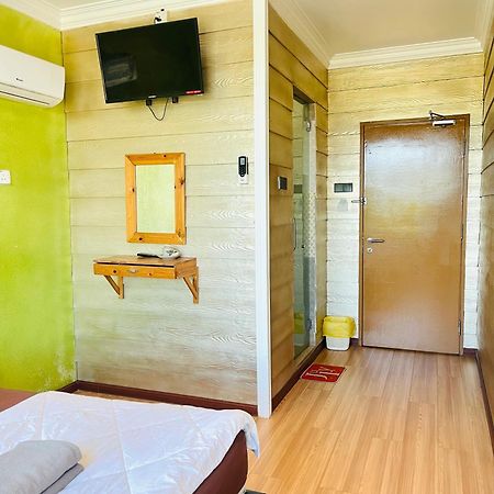 Suza Hostel Tumpat エクステリア 写真