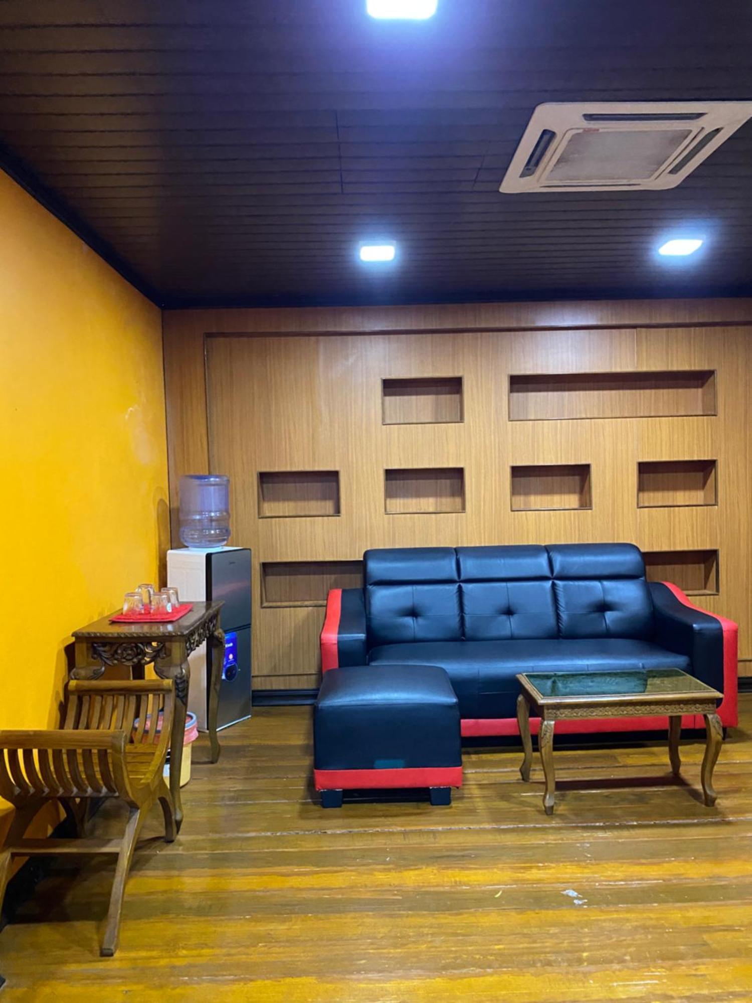 Suza Hostel Tumpat エクステリア 写真