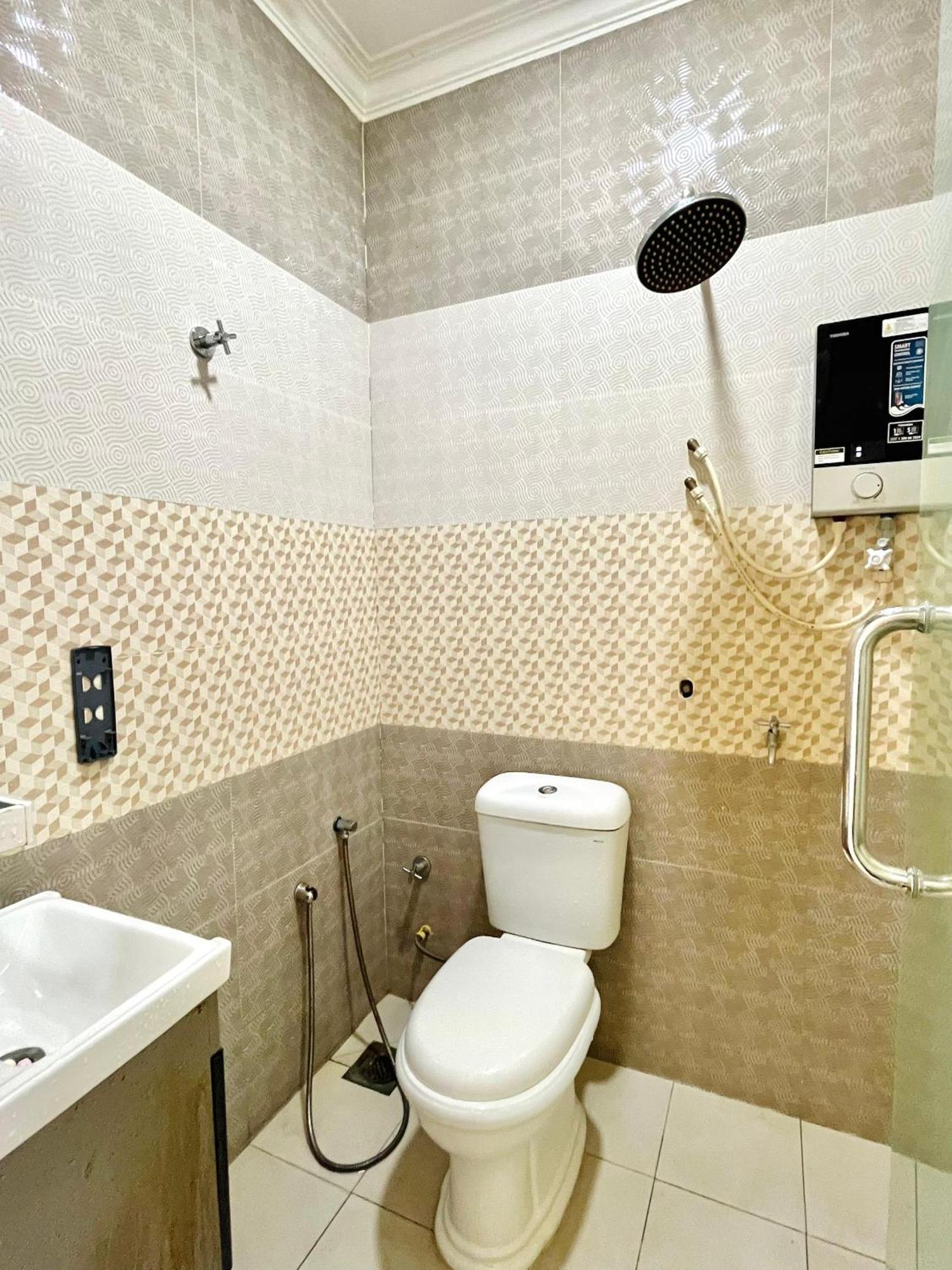 Suza Hostel Tumpat エクステリア 写真
