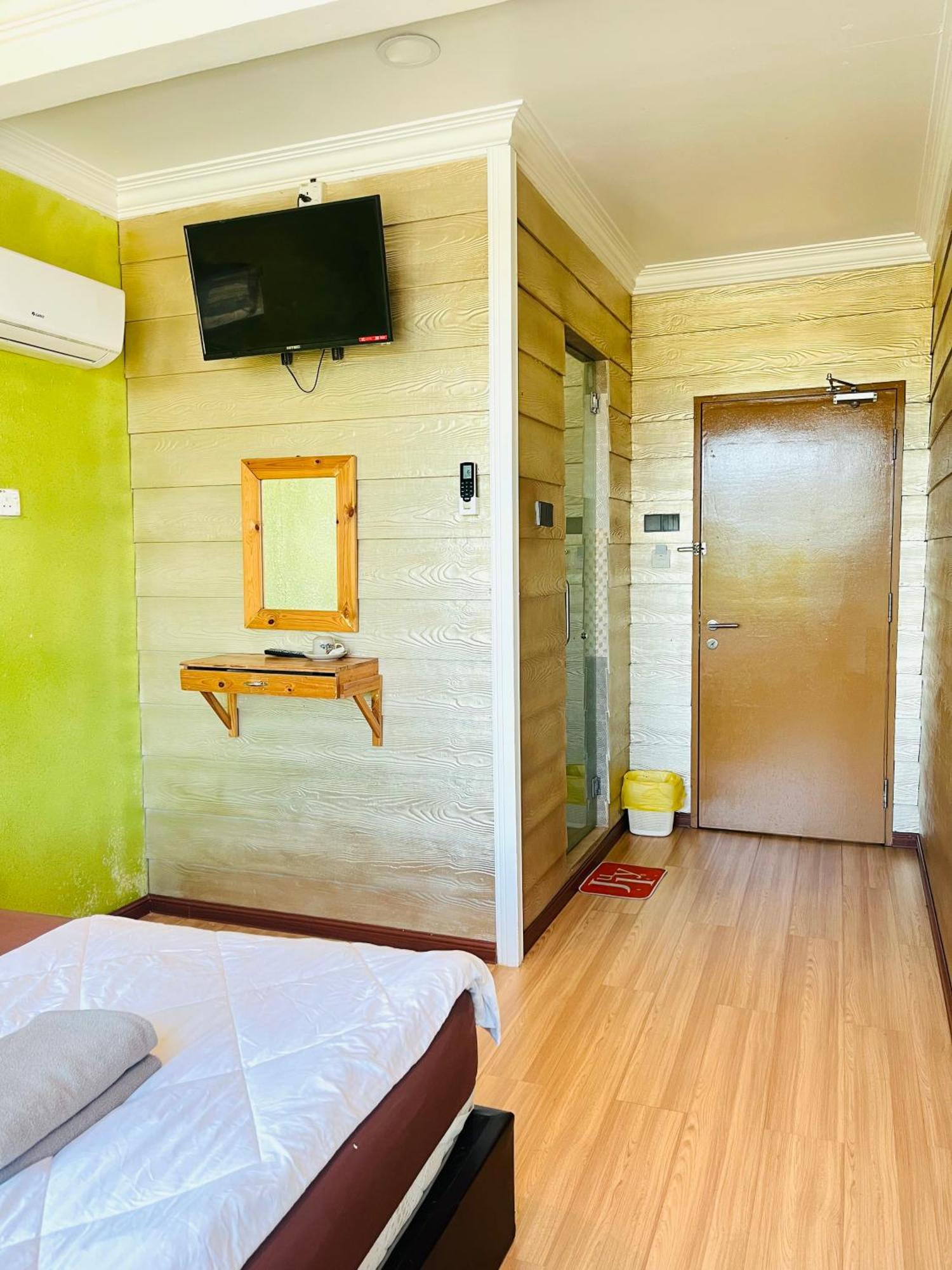 Suza Hostel Tumpat エクステリア 写真